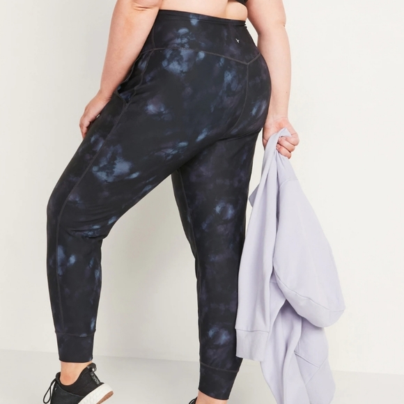 Old Navy Pants - Old Navy High-Waisted PowerSoft 7/8-Length Joggers Size XL